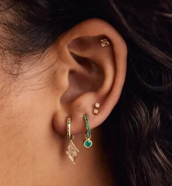 Flower Boy Piercing Front 14K