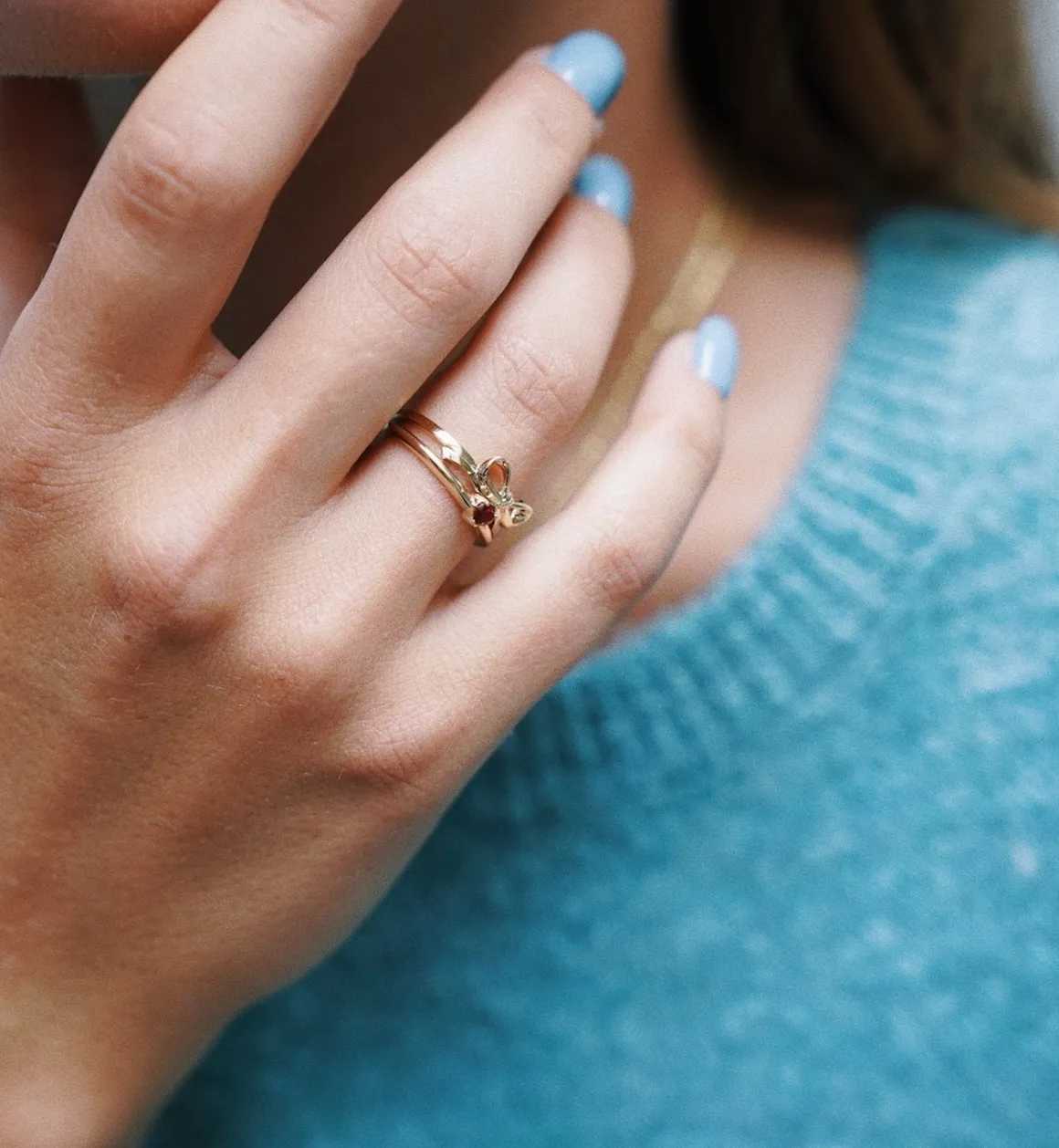 Golden Ribbon Ring 14K
