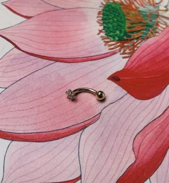 Maria Tash Zirconia Flower Ball Navel Piercing 14K