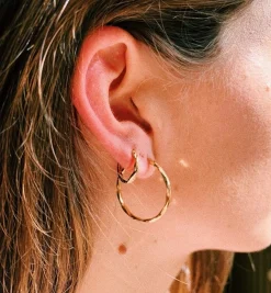 Single Braided Hoop Earring 14K