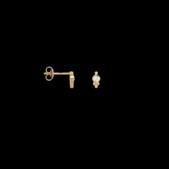 Single Dot Stud Zirconia