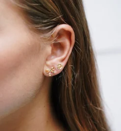 Single Tiny Poppy Stud 14K
