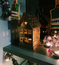 Star House Tea Light Holder