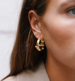 Twist a Classic Hoop Earrings